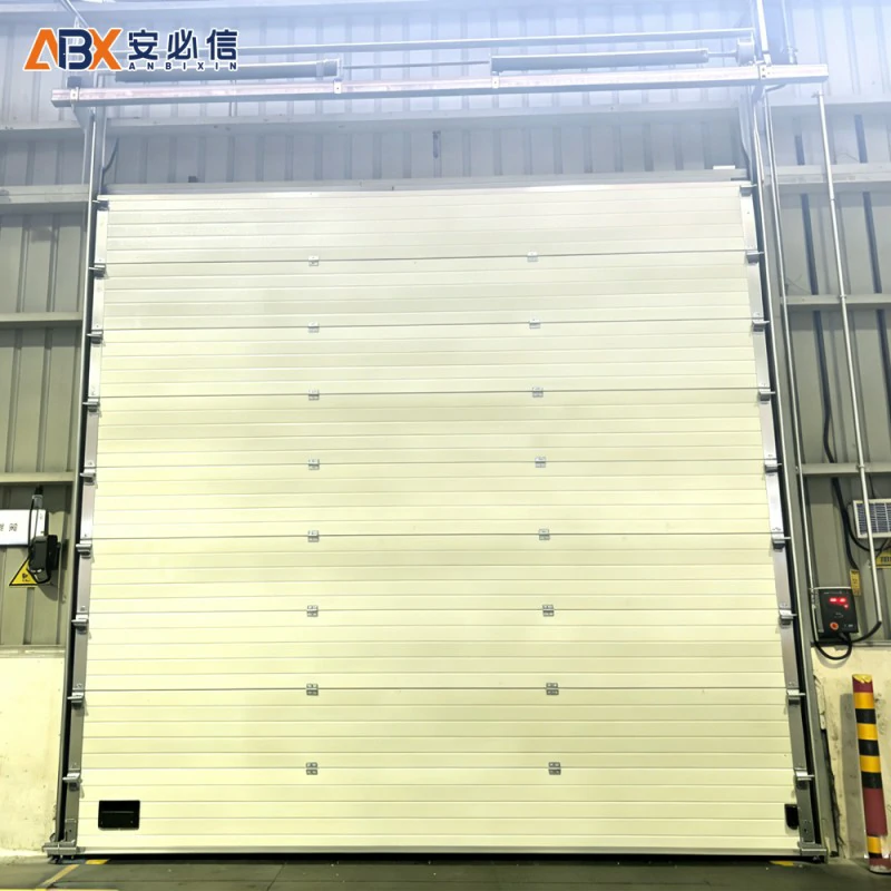 固原市快速滑升门